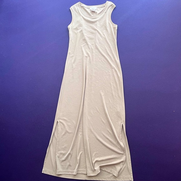 Jones New York Dresses & Skirts - Vintage Size S/M, 1980s Sporty Beige Khaki Tank BodyCon Maxi Dress